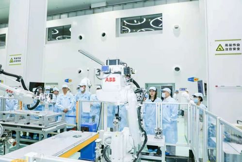 傳承航天精神，凝聚愛國力量——深圳國防論壇走進衛(wèi)星工廠推進科技創(chuàng)新合作